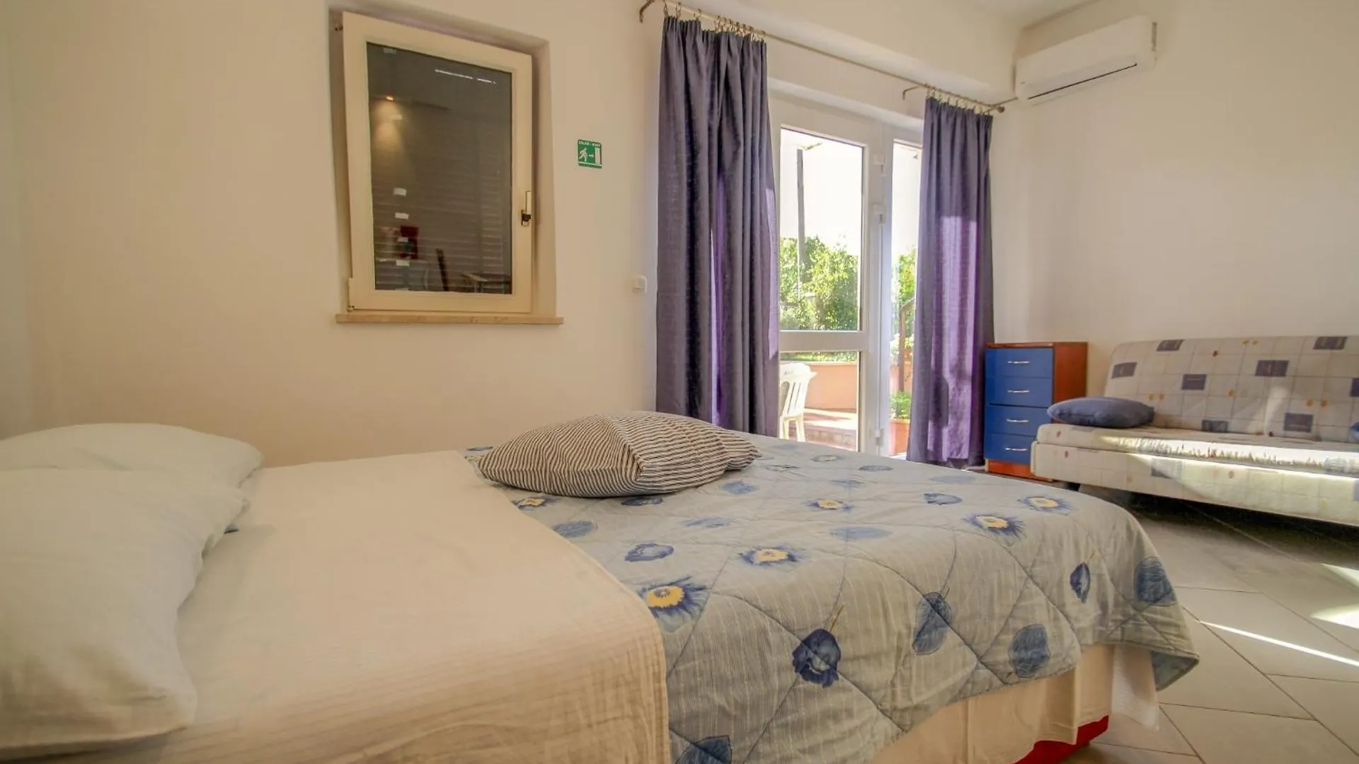 Adila A2 Apartment Novigrad  Novigrad (Istria)