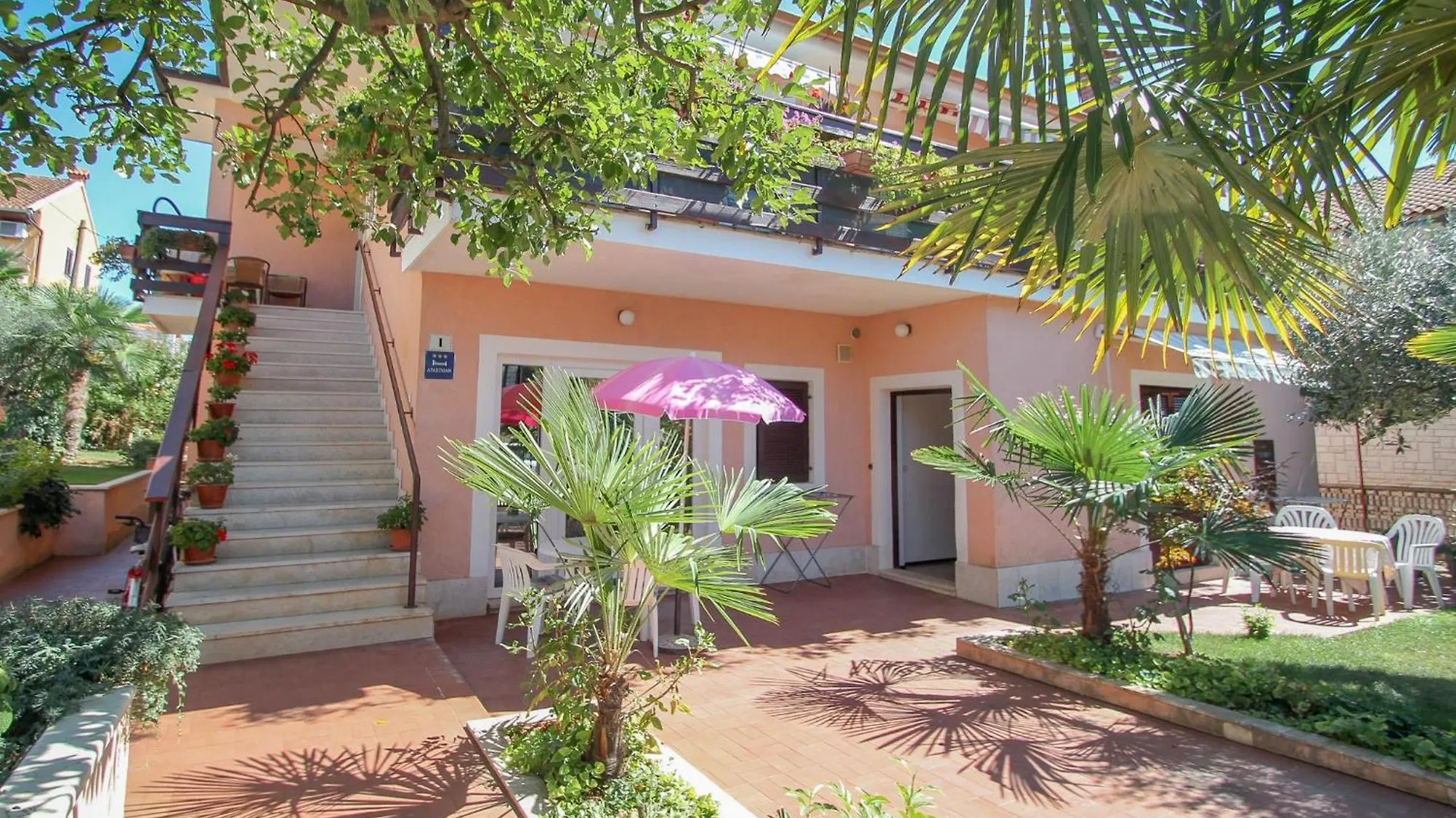 Adila A2 Apartment Novigrad